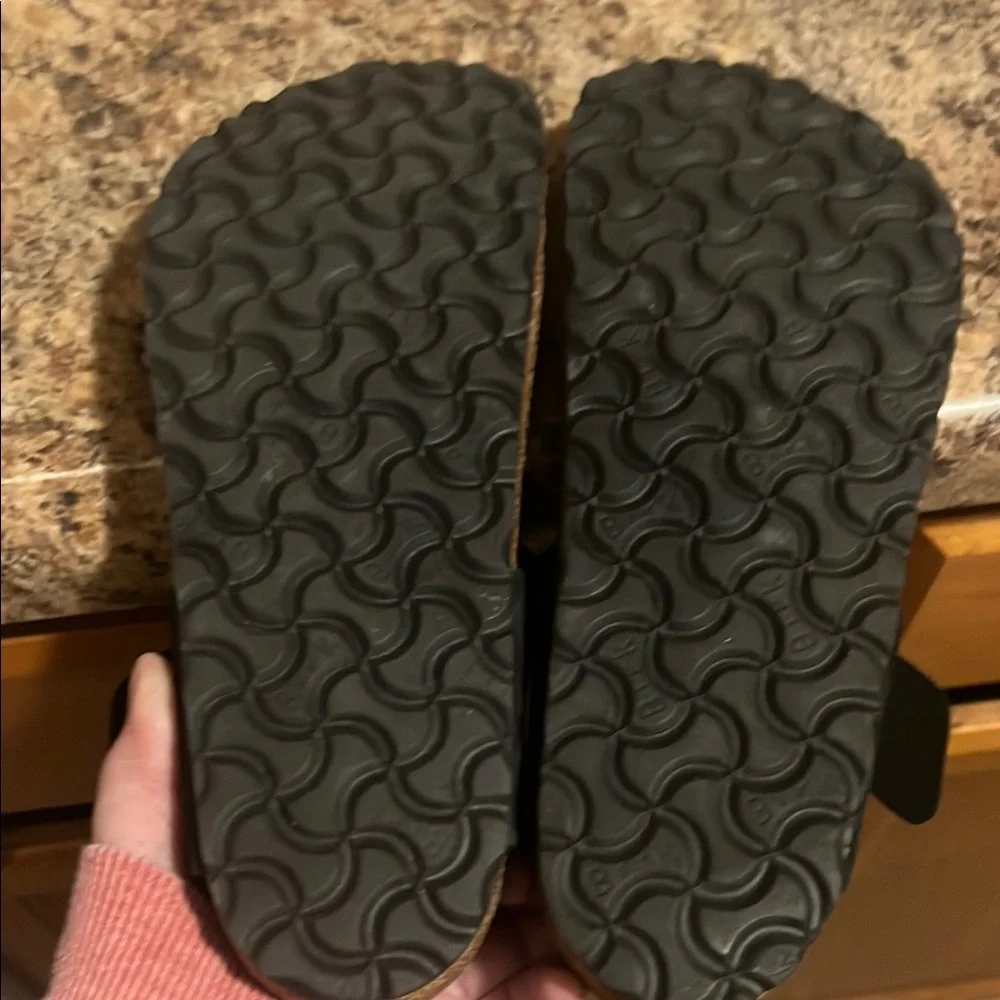 Birkenstock Gizeh Classic w/Big Buckle. Size 38 (US 7-7.5). Made in Germany. - Picture 10 of 11